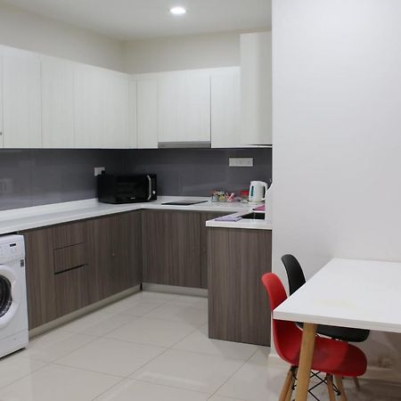 Suasana Suites D'Homestay Jb Town ยะโฮร์บาห์รู ภายนอก รูปภาพ
