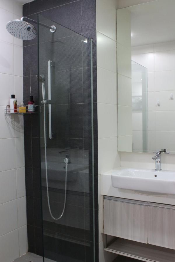 Suasana Suites D'Homestay Jb Town ยะโฮร์บาห์รู ภายนอก รูปภาพ